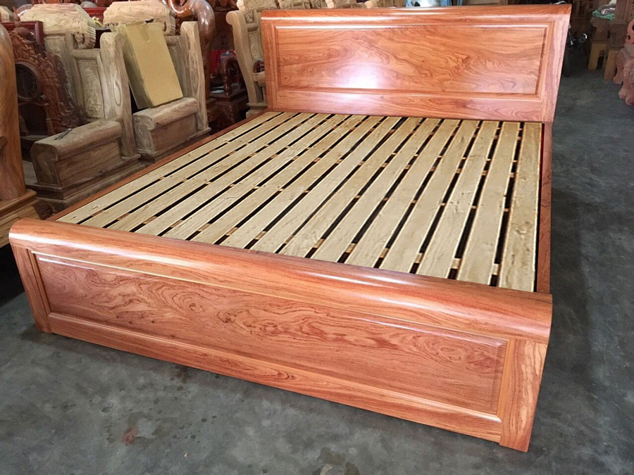 Giường ngủ gỗ hương là gì? 