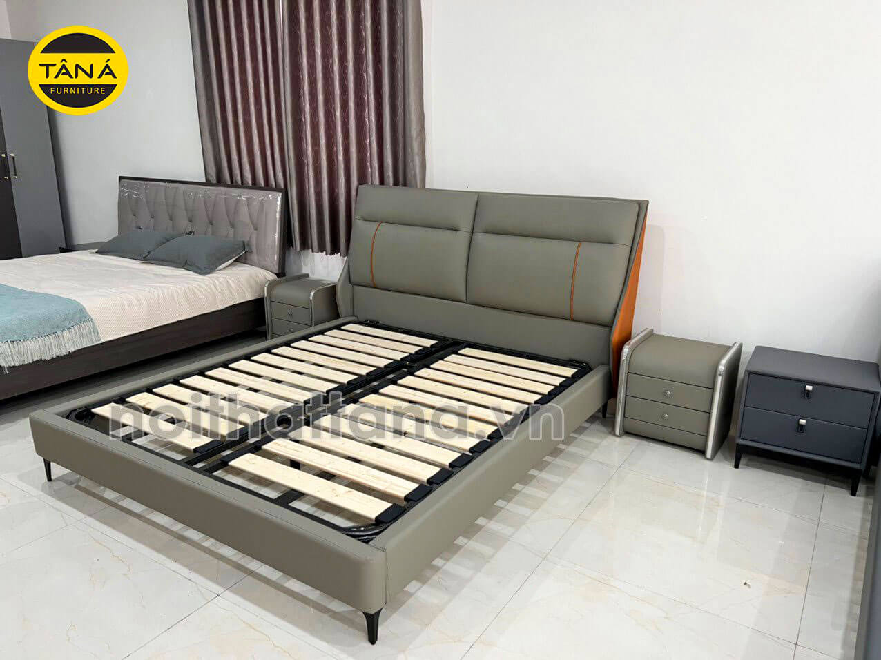Mua giường ngủ gỗ sồi nhập khẩu giá rẻ tại tphcm