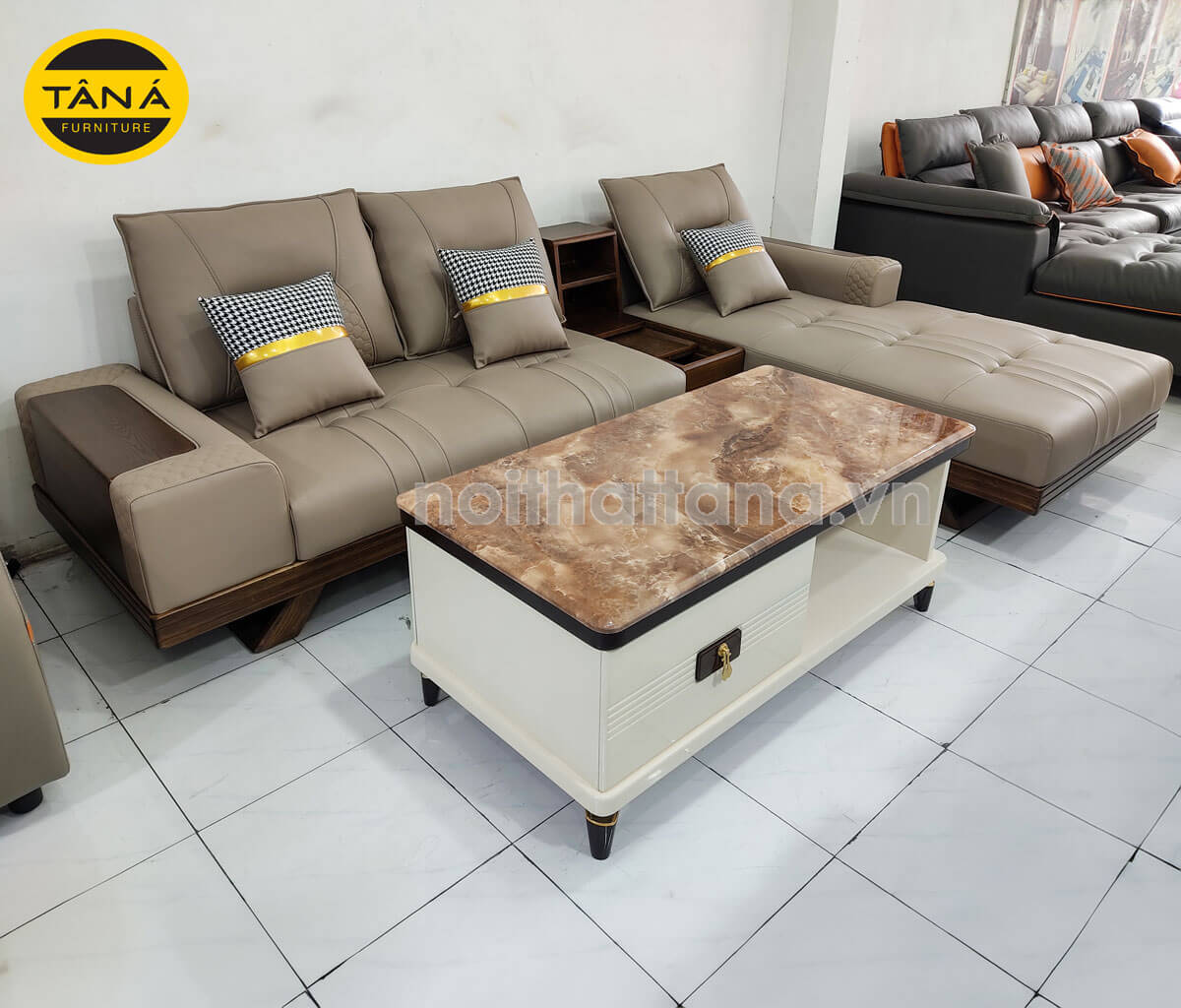 Mẫu ghế sofa gỗ sồi cho phòng khách đơn giản nhỏ gọn