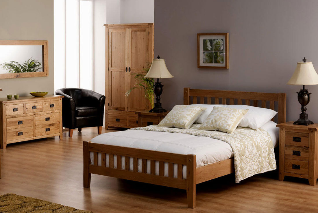 Mẫu giường ngủ gỗ chân cao giá rẻ