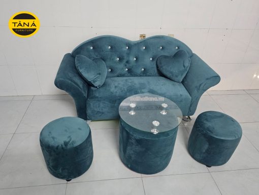 Sofa băng môi giá rẻ QB02 tựa lưng đính nút sang trọng