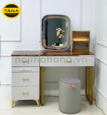 Bộ Bàn Trang Điểm Có Đèn Led Nhập Khẩu BP20