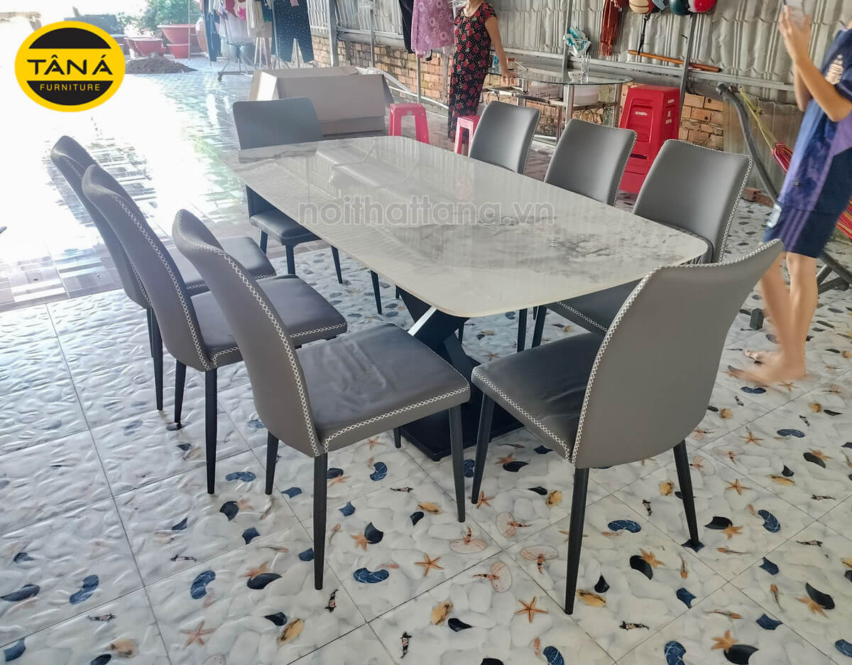 Mua bộ bàn ăn mặt đá giá rẻ tại long An
