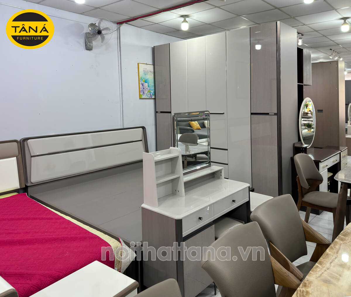 Bộ Giường Tủ Hiện Đại Nhập Khẩu TA-3101-1
