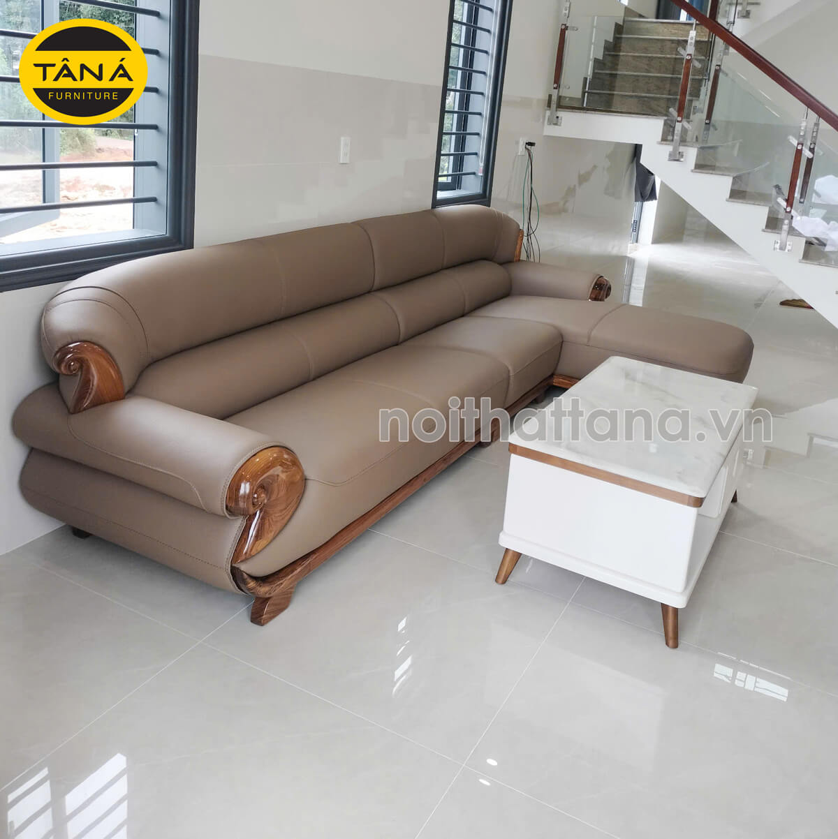 Ghế sofa gỗ mun góc L bọc da bò TA-H46 hiện đại nhập khẩu