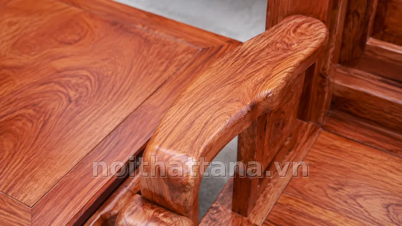 Chi tiết kích thước và chất liệu của bộ bàn ghế gỗ hương đá
