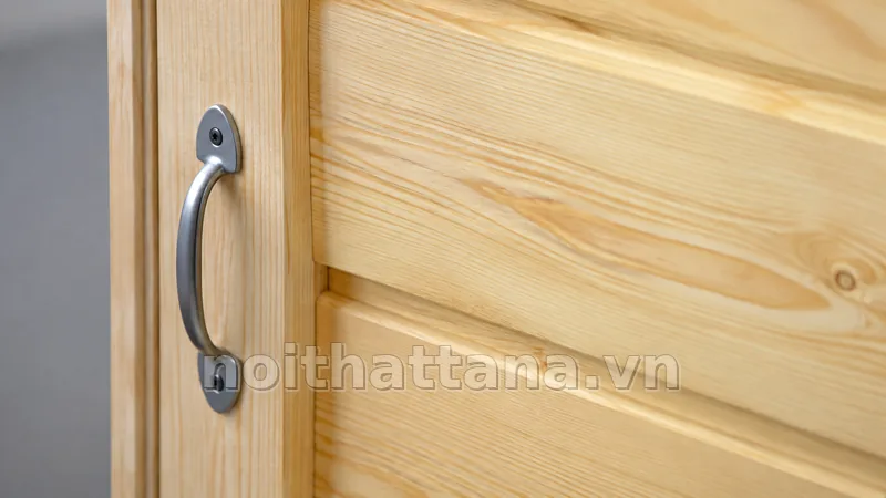 Chi tiết kích thước và chất liệu của cửa gỗ thông